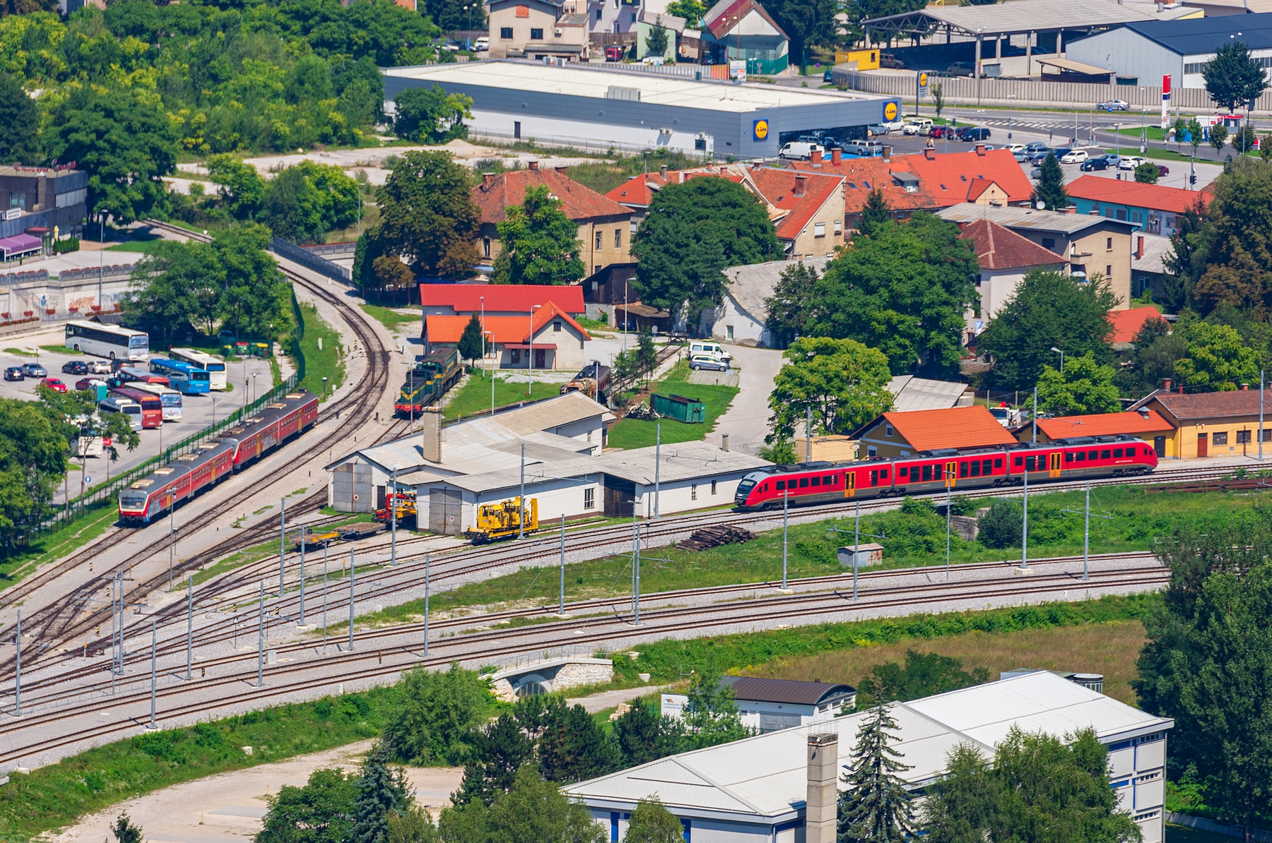 w oczekiwaniu na zatrudnienie w Celje